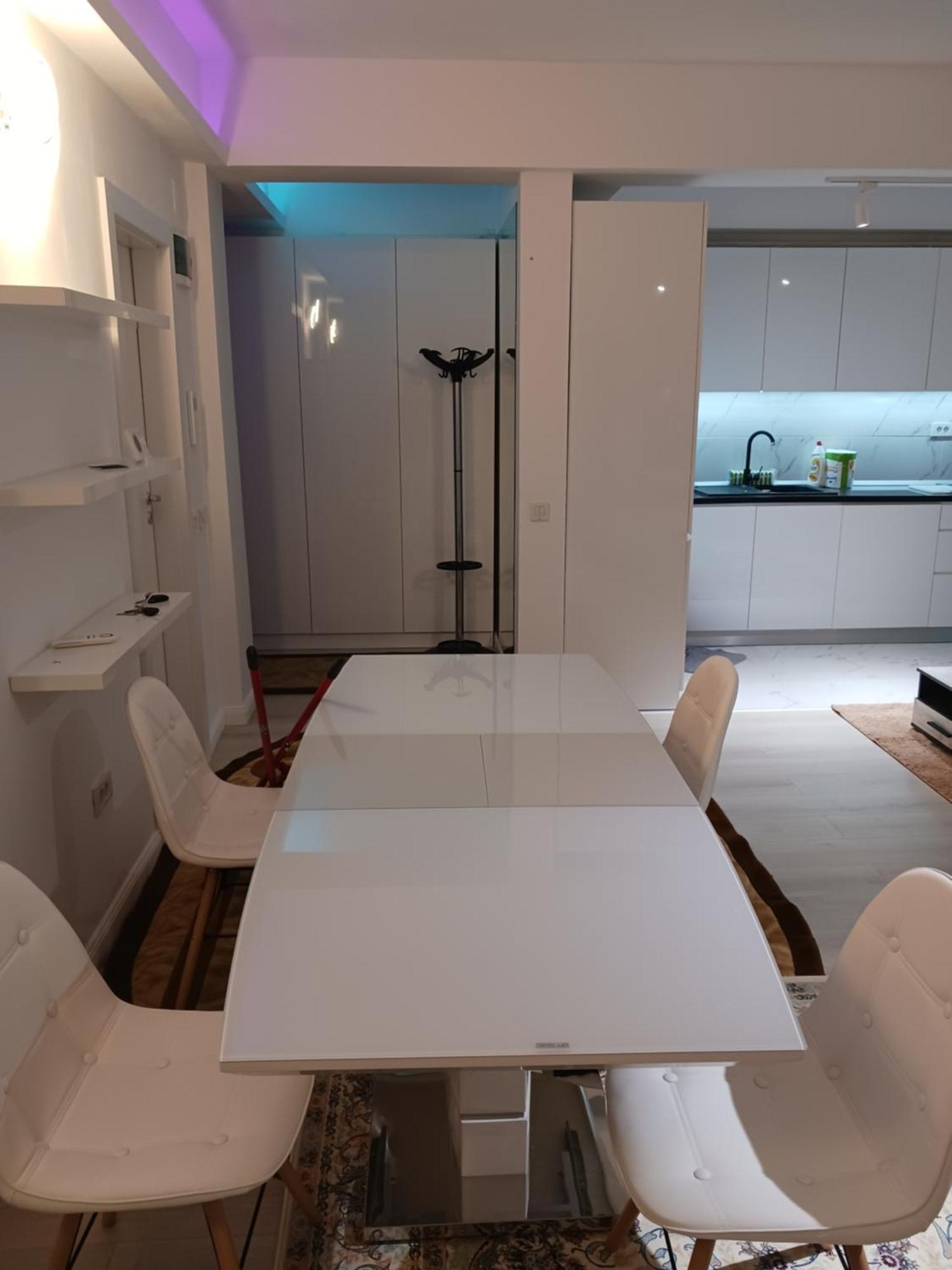 Ferienwohnung Myky Mouse Nu Primesc Santieristi Si Petrecareti Bukarest Exterior foto